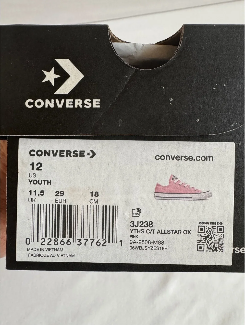 Converse Chuck Taylor All Star Ox Pink Canvas Youth Size 12 Shoes New Box